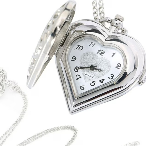 VINTAGE 90'S HEART LOCKET PENDANT NECKLACE WITH WATCH SILVERTONE - Picture 1 of 6